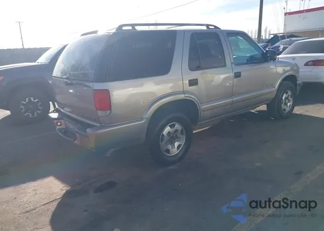 2003 Chevrolet Blazer Ls z USA, uszkodzony, nr VIN 1GNDT13X23K131552